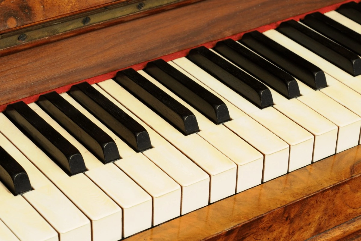 7-places-for-where-to-donate-a-piano-info-guide-dynamic-music-room